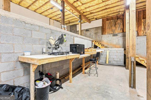 105 Wapiti Lane, Westminster, SC 29693