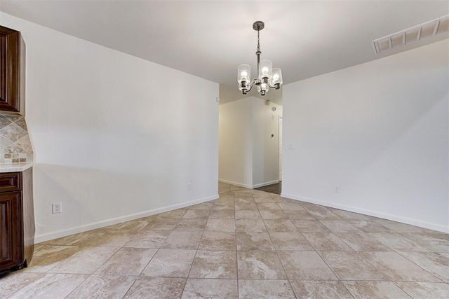 6704 Bear Canyon Drive, Oklahoma City, OK 73162