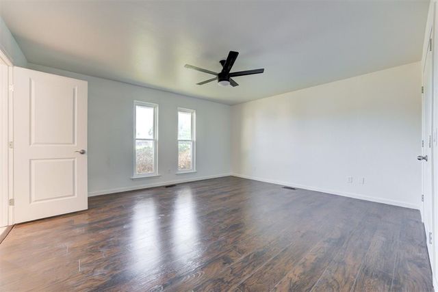 6704 Bear Canyon Drive, Oklahoma City, OK 73162