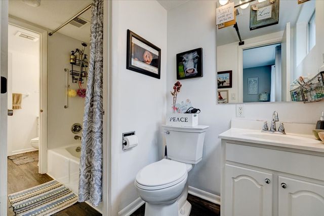 4200 62nd Street 2, Urbandale, IA 50322