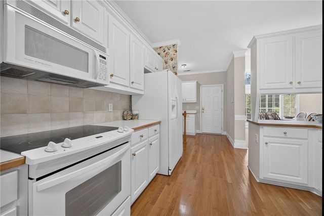 1114 Maple Creek Ridge, Loganville, GA 30052