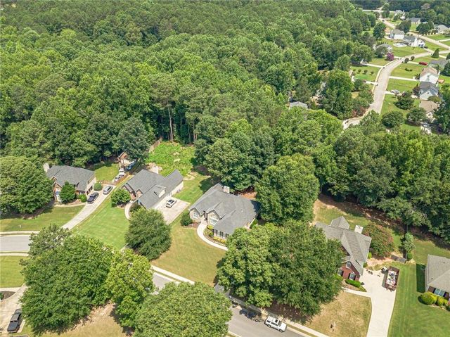 1114 Maple Creek Ridge, Loganville, GA 30052