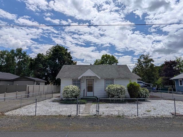 8004 E Marietta Ave, Spokane Valley, WA 99212