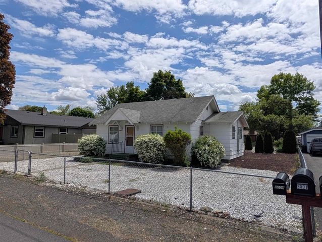 8004 E Marietta Ave, Spokane Valley, WA 99212