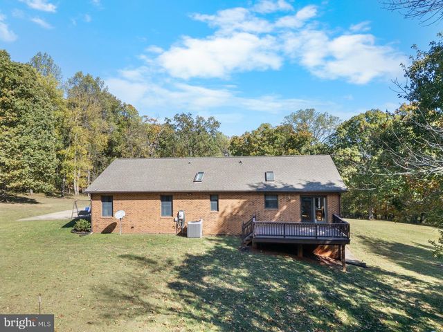 21246 CLARKS MOUNTAIN RD, Rapidan, VA 22733