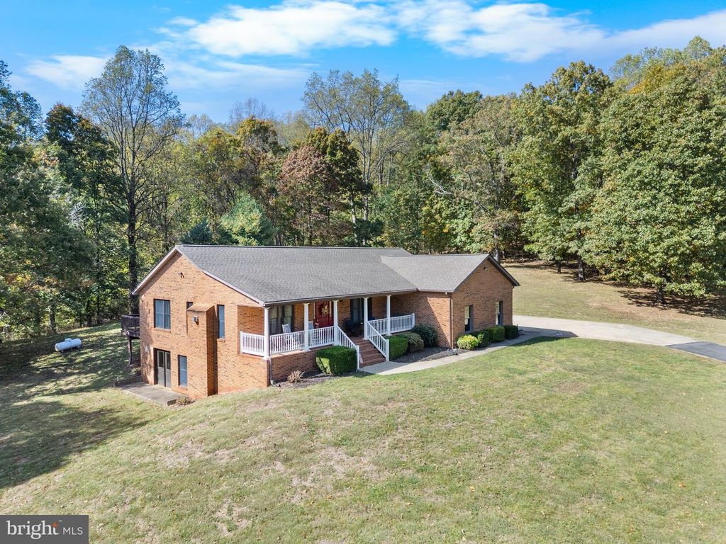 21246 CLARKS MOUNTAIN RD, Rapidan, VA 22733