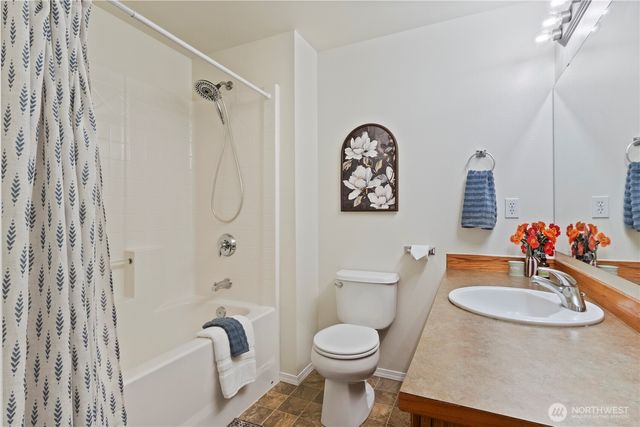 9272 Flagler Road, Nordland, WA 98358