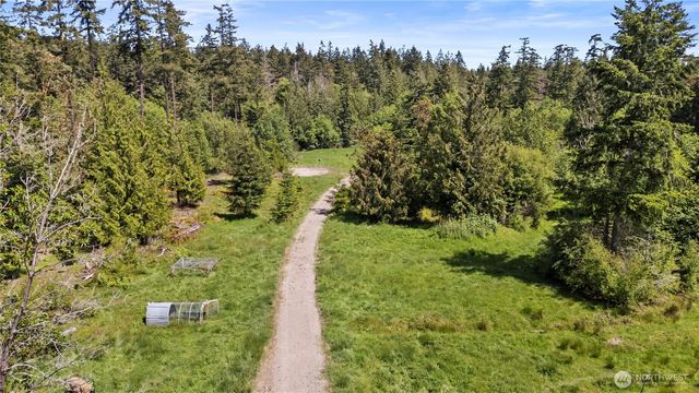 9272 Flagler Road, Nordland, WA 98358