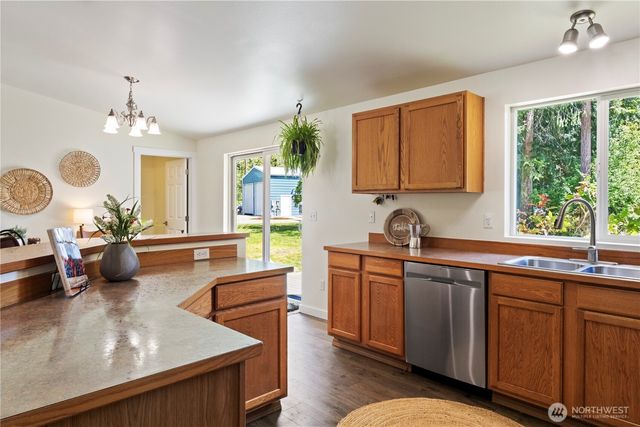 9272 Flagler Road, Nordland, WA 98358