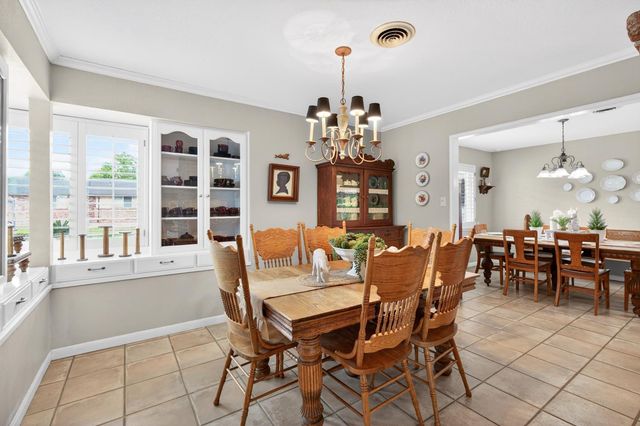 6821 Leesburg Pl, Stockton, CA 95207