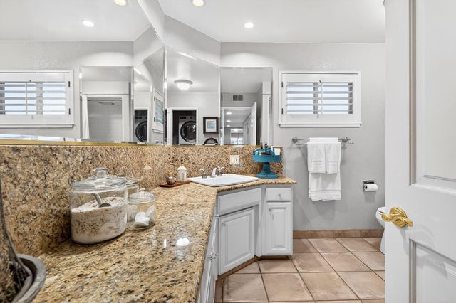 6821 Leesburg Pl, Stockton, CA 95207