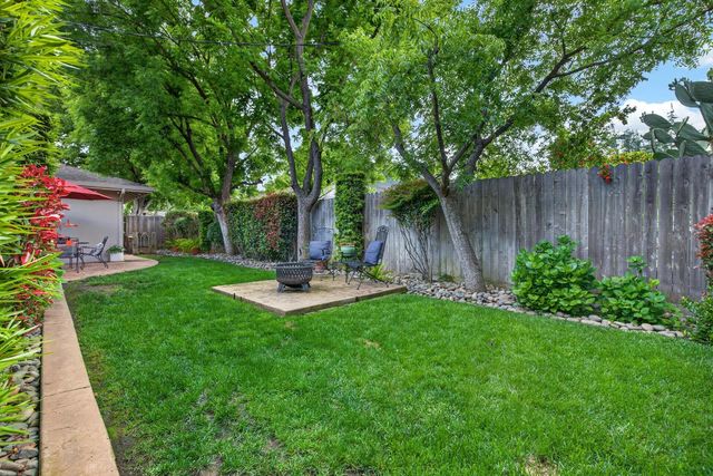 6821 Leesburg Pl, Stockton, CA 95207