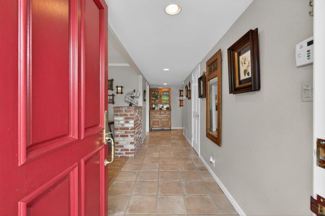 6821 Leesburg Pl, Stockton, CA 95207