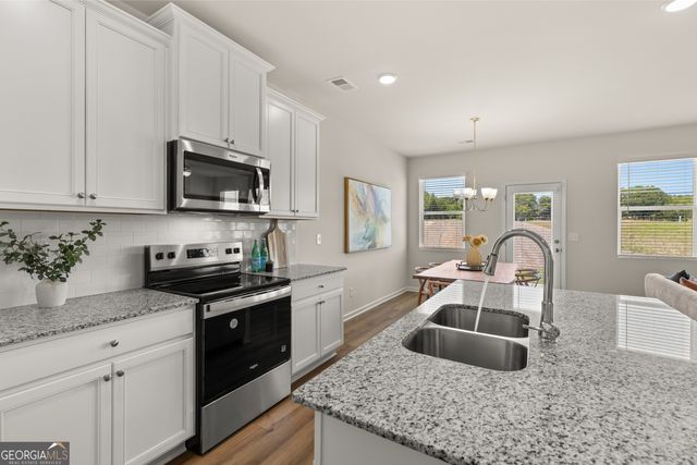 606 Trabert Avenue 103, Conyers, GA 30094