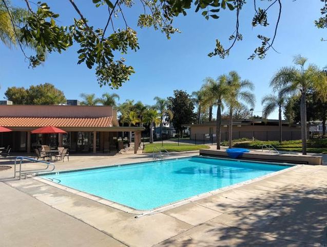 525 W El Norte Parkway 348, Escondido, CA 92026