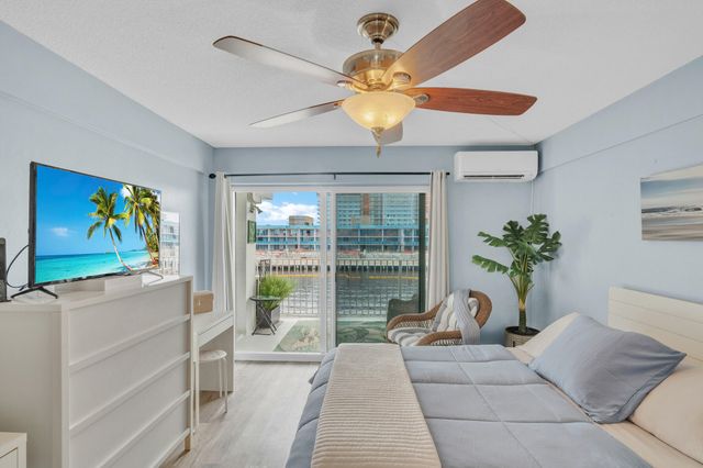 1536 SE 15TH Court 404, Deerfield Beach, FL 33441