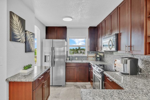 1536 SE 15TH Court 404, Deerfield Beach, FL 33441