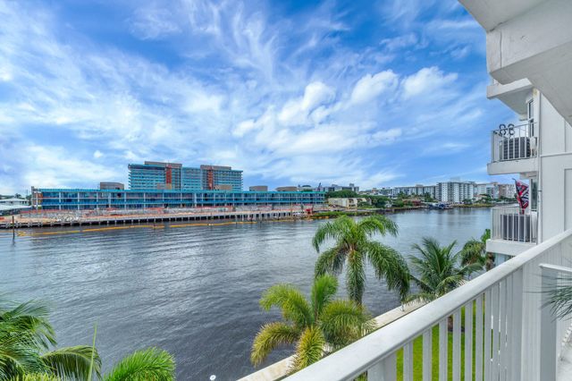 1536 SE 15TH Court 404, Deerfield Beach, FL 33441