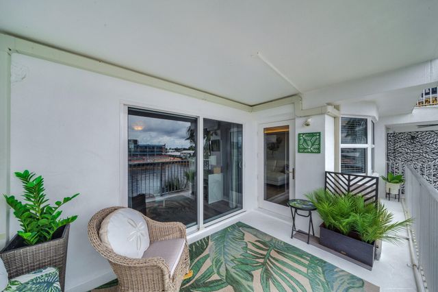 1536 SE 15TH Court 404, Deerfield Beach, FL 33441