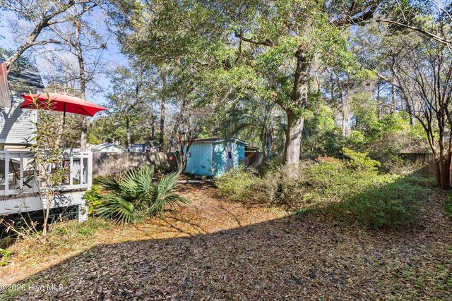 322 NE 48th Street, Oak Island, NC 28465