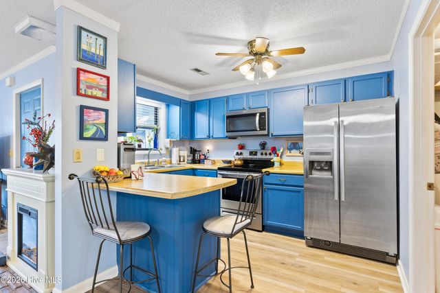 322 NE 48th Street, Oak Island, NC 28465