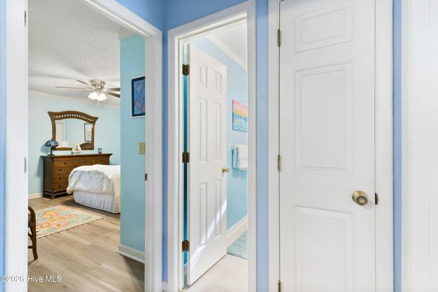 322 NE 48th Street, Oak Island, NC 28465