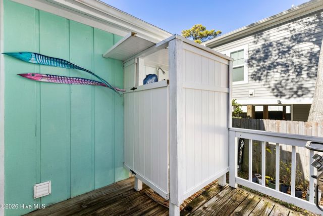 322 NE 48th Street, Oak Island, NC 28465