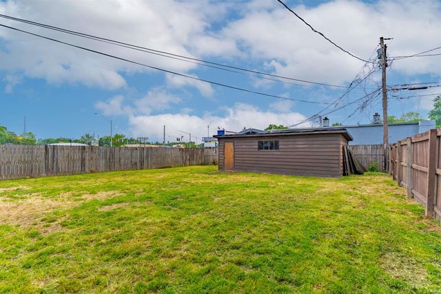 1250 Maple Court Street, Evansville, IN 47714