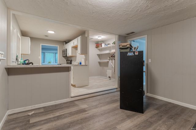 1250 Maple Court Street, Evansville, IN 47714