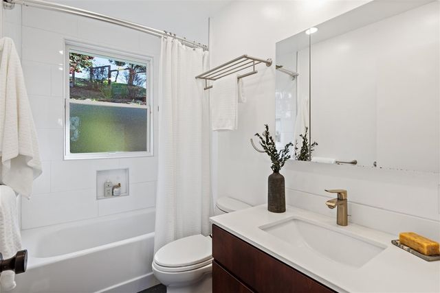 1352 Brewster Dr, El Cerrito, CA 94530