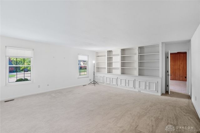 200 Sycamore Creek Drive, Springboro, OH 45066