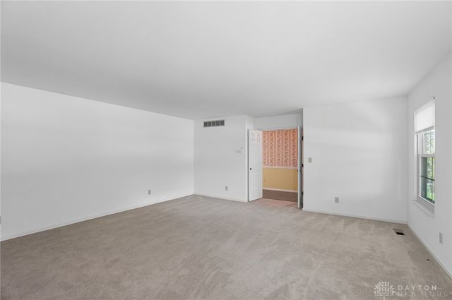 200 Sycamore Creek Drive, Springboro, OH 45066