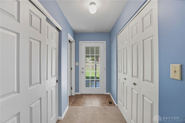 200 Sycamore Creek Drive, Springboro, OH 45066