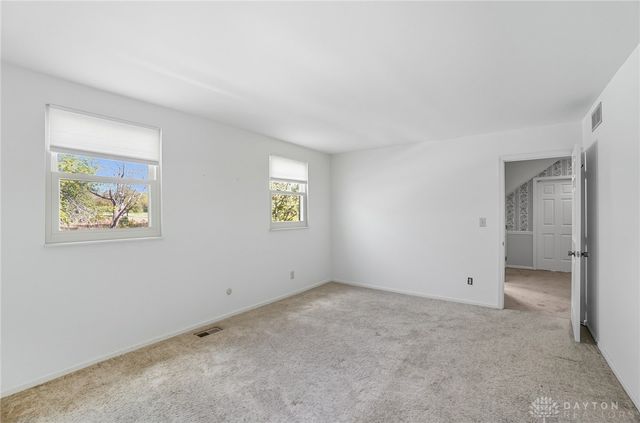 200 Sycamore Creek Drive, Springboro, OH 45066