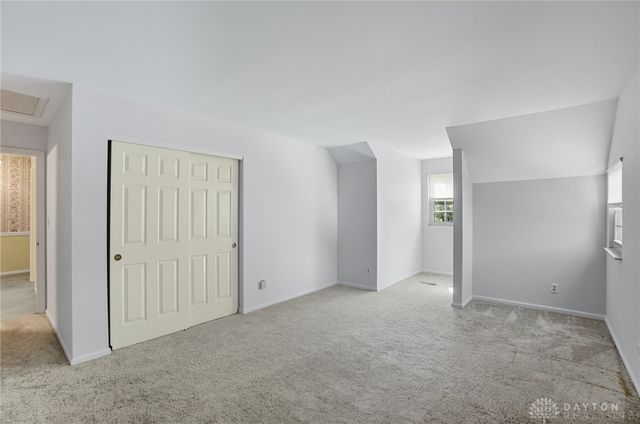 200 Sycamore Creek Drive, Springboro, OH 45066