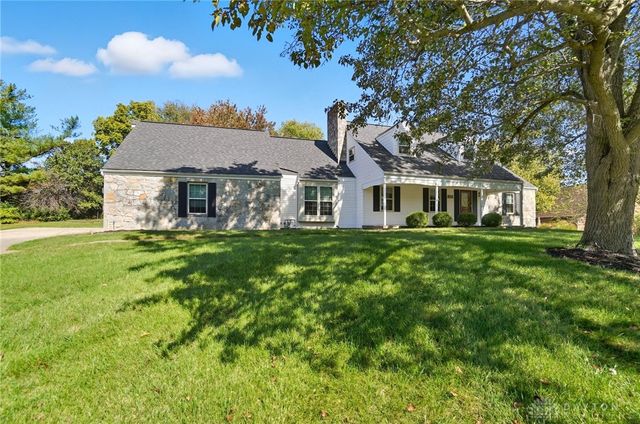 200 Sycamore Creek Drive, Springboro, OH 45066