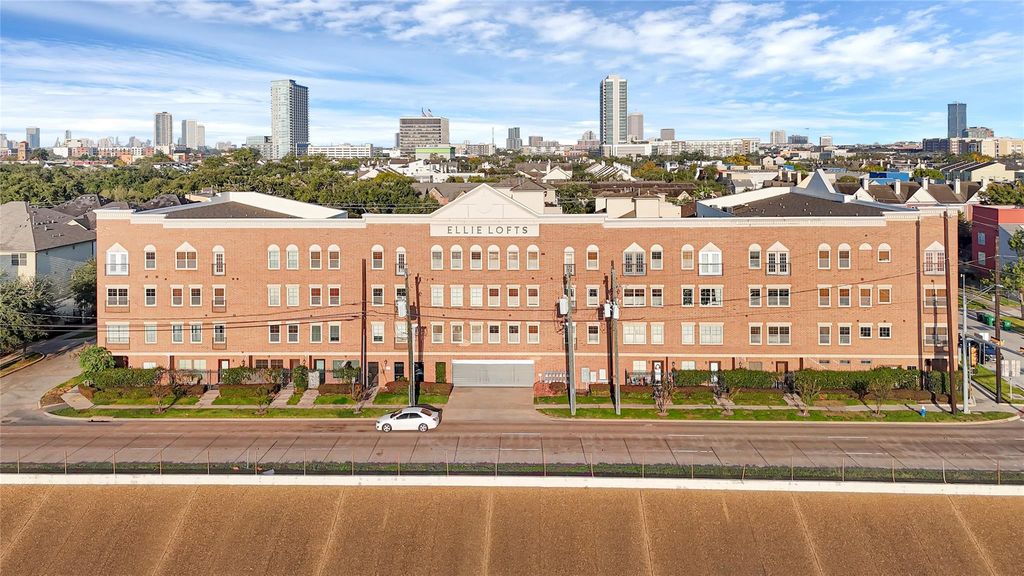 2900 Hamilton Street 25, Houston, TX 77004