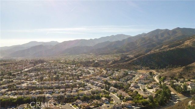 8832 Gentle Wind Drive, Corona, CA 92883