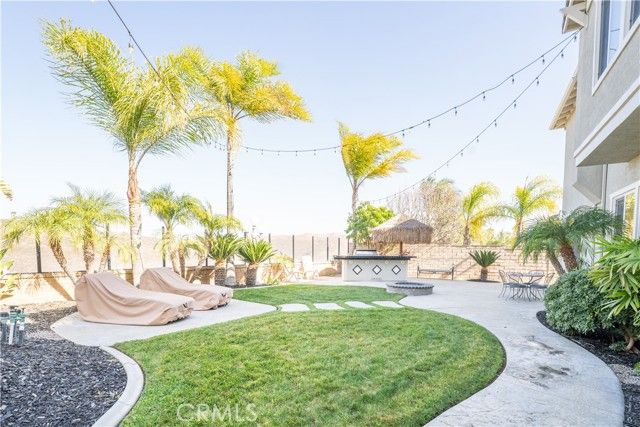 8832 Gentle Wind Drive, Corona, CA 92883