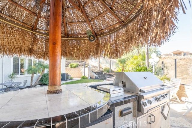 8832 Gentle Wind Drive, Corona, CA 92883