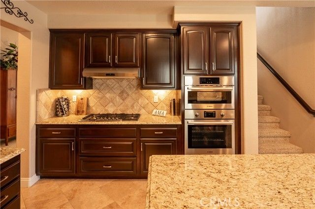 8832 Gentle Wind Drive, Corona, CA 92883