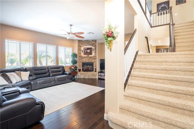 8832 Gentle Wind Drive, Corona, CA 92883