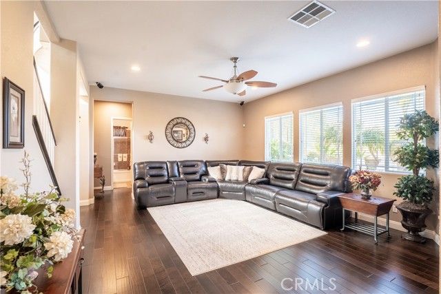 8832 Gentle Wind Drive, Corona, CA 92883