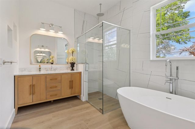 6836 BASS HIGHWAY, St Cloud, FL 34771