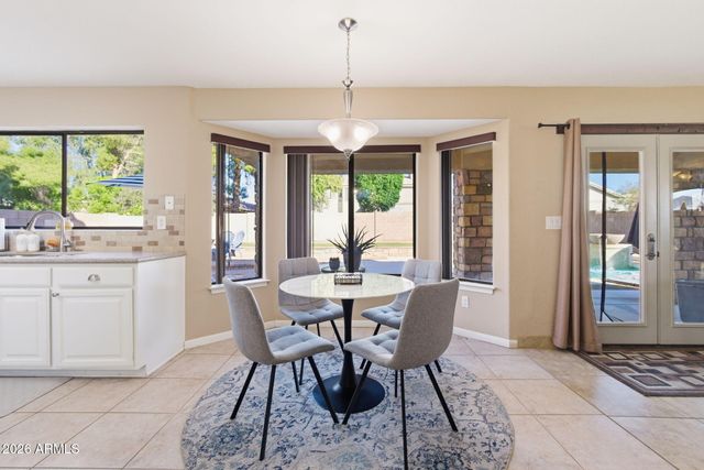 5428 W WAGONER Road, Glendale, AZ 85308