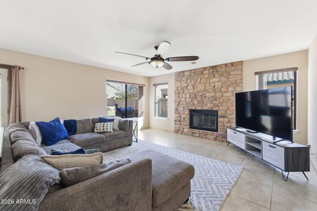 5428 W WAGONER Road, Glendale, AZ 85308