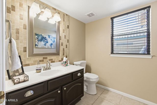 5428 W WAGONER Road, Glendale, AZ 85308