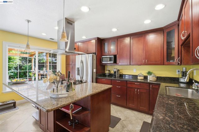 433 Calistoga Circle, Fremont, CA 94536