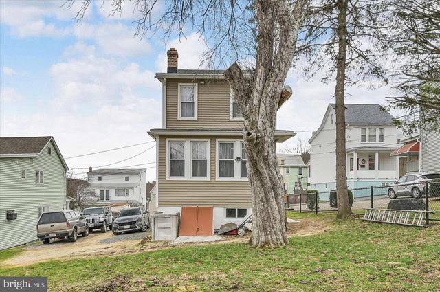 224 FISHER AVE, Coaldale, PA 18218