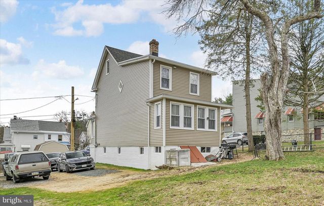 224 FISHER AVE, Coaldale, PA 18218